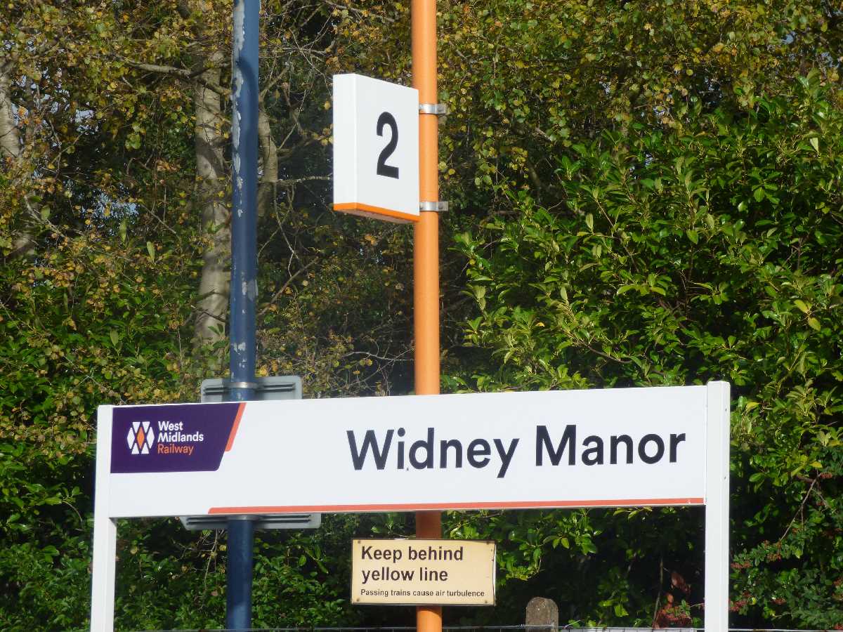 Widney Manor Station